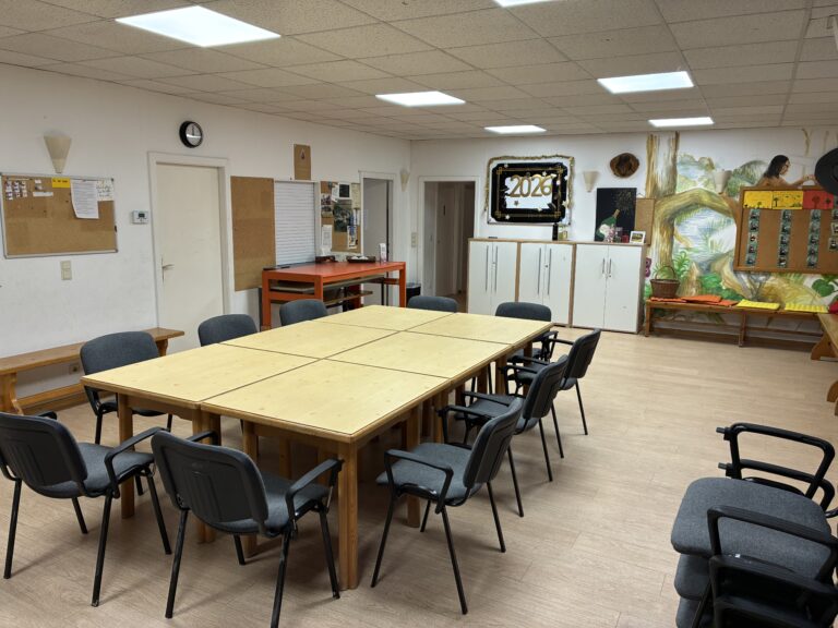 Großer Aufenthaltsraum (2)